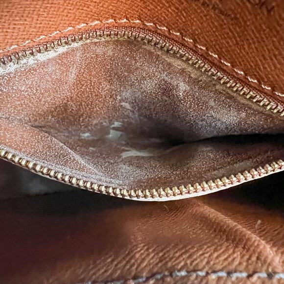 Louis Vuitton Saint Cloud PM Monogram Crossbody Bag MI8909 - Picture 9 of 12